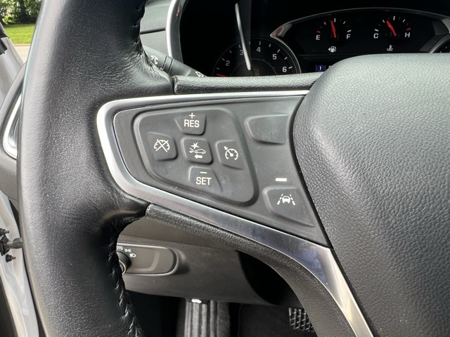 Vehicle image 15 of 28