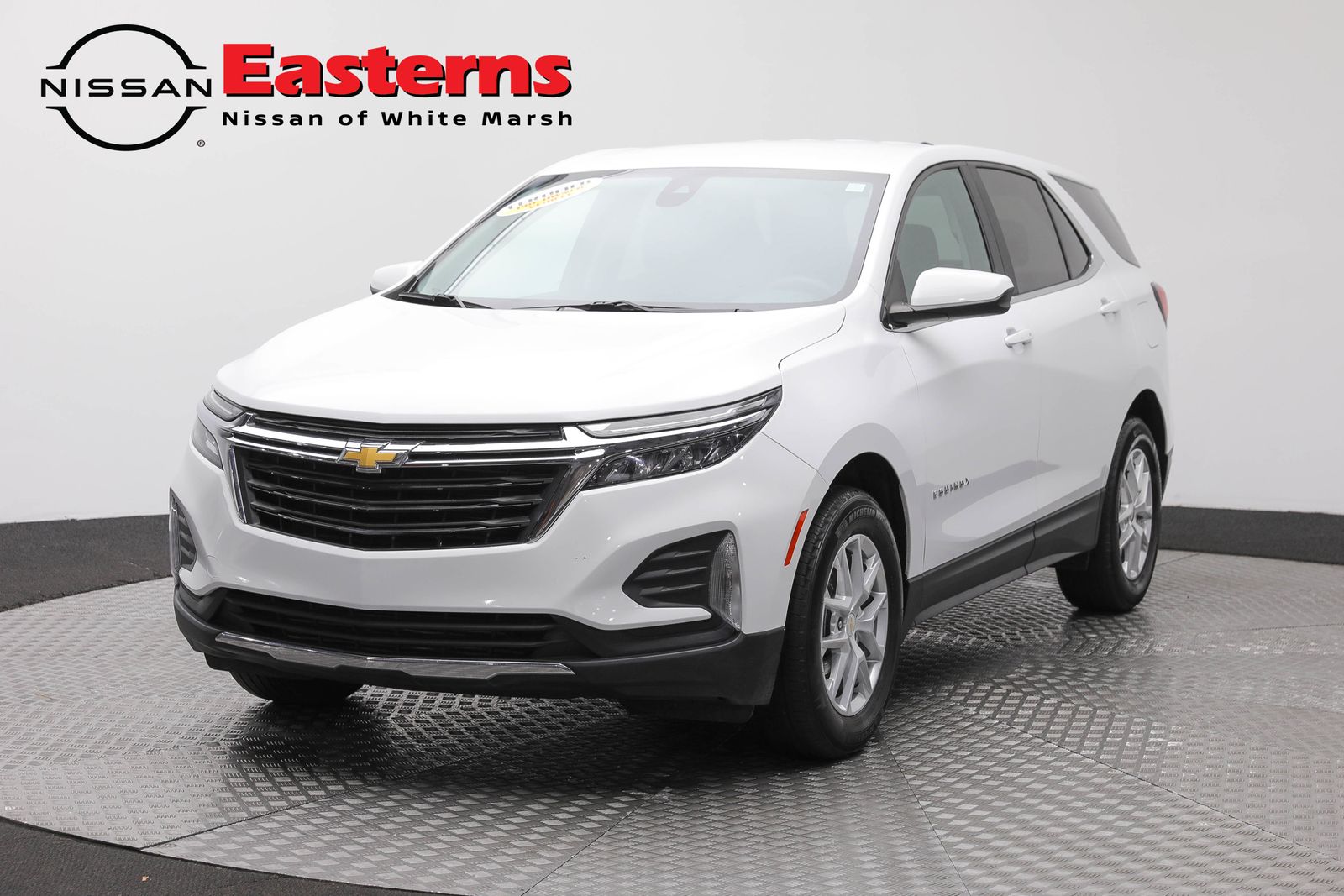 2022 Chevrolet Equinox LT Image 1 of 63