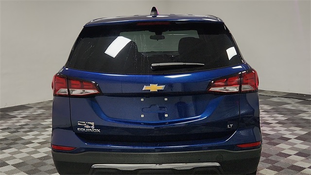 Vehicle image 9 of 26
