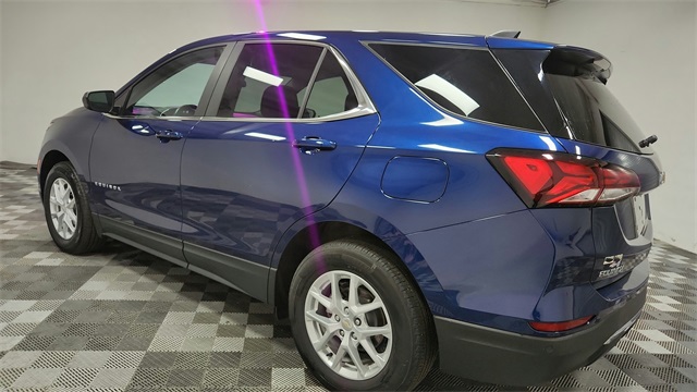 Vehicle image 10 of 26