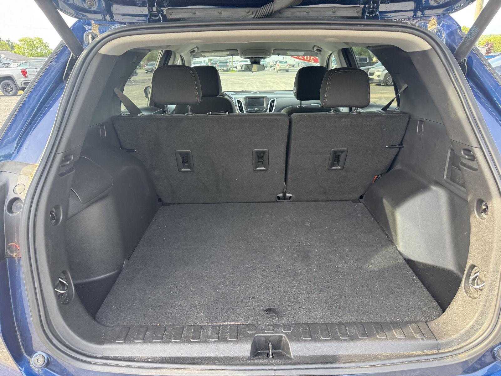 Vehicle image 9 of 22