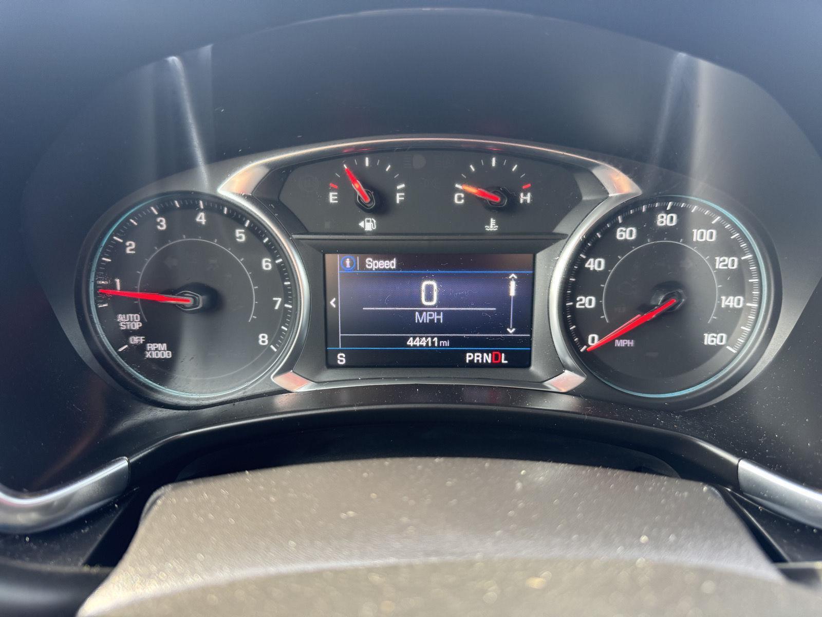 Vehicle image 13 of 22