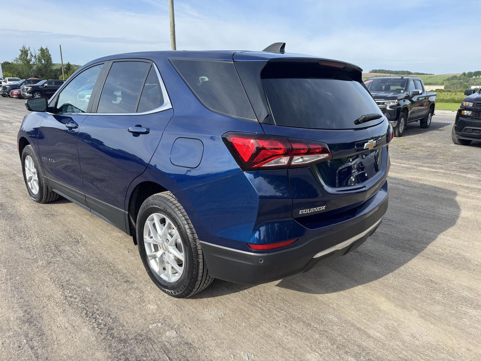 Vehicle image 7 of 22