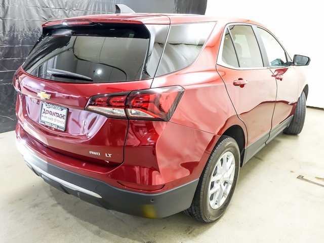 Vehicle image 5 of 31