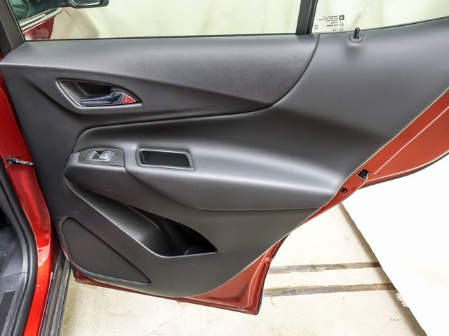 Vehicle image 27 of 31