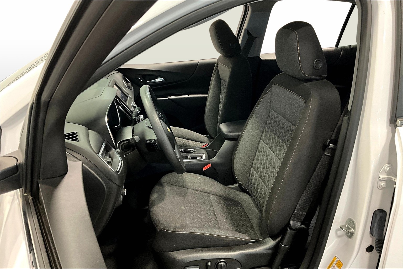 Vehicle image 22 of 29