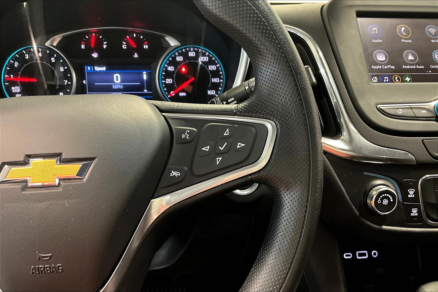 Vehicle image 18 of 29