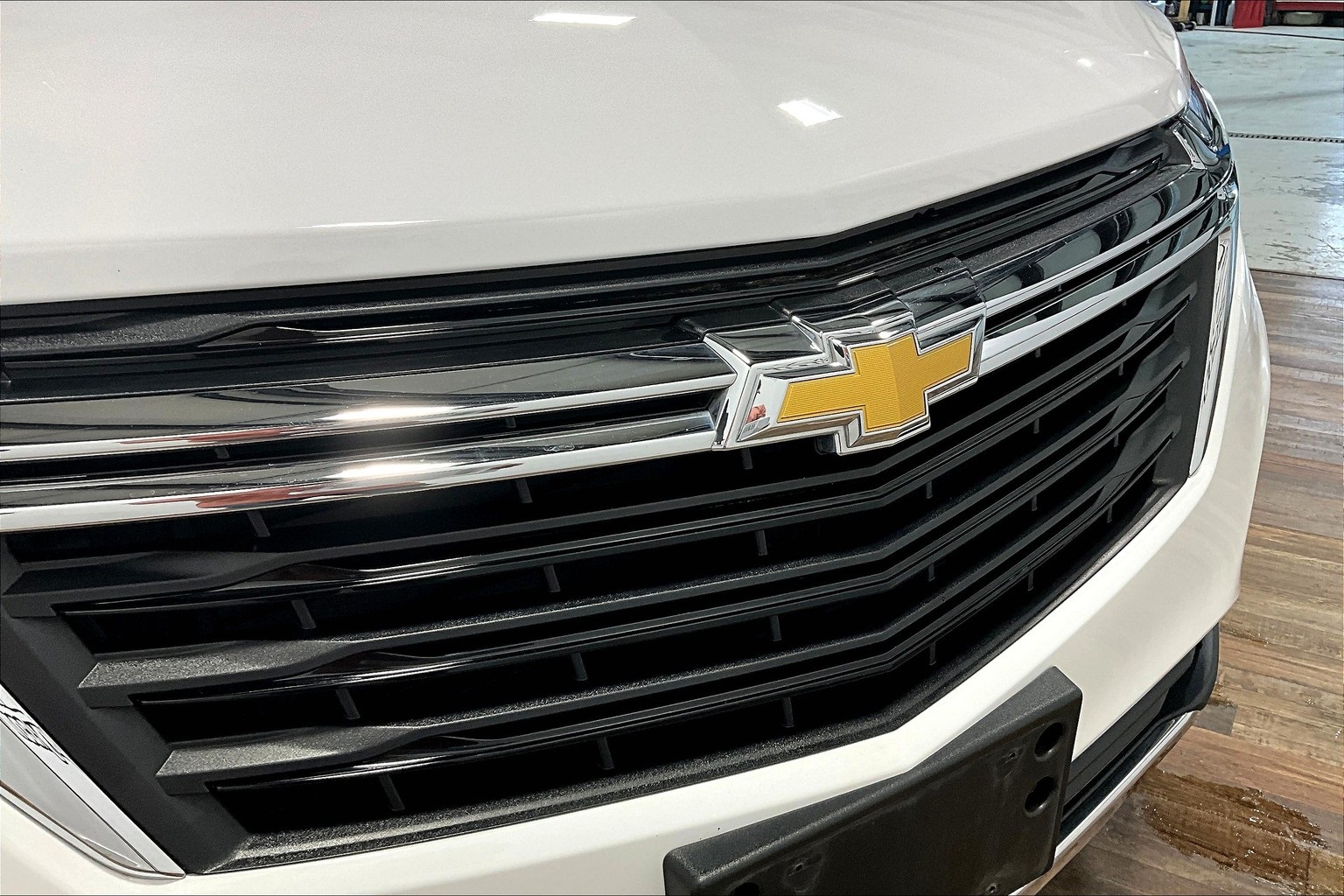 Vehicle image 25 of 29