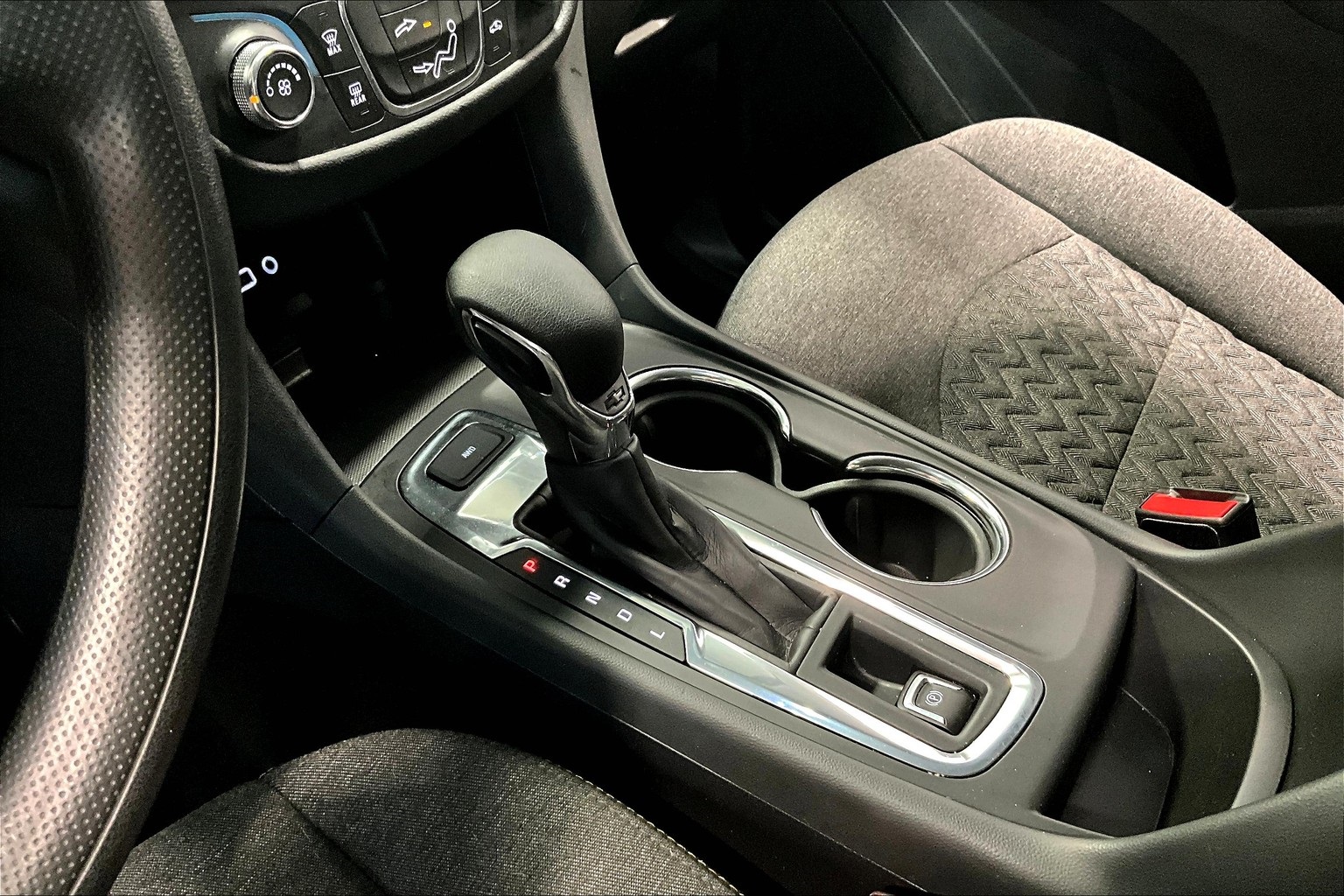 Vehicle image 14 of 29