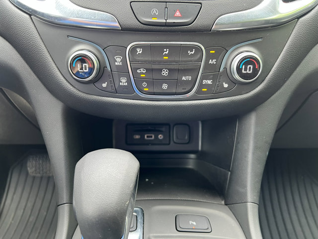 Vehicle image 26 of 36