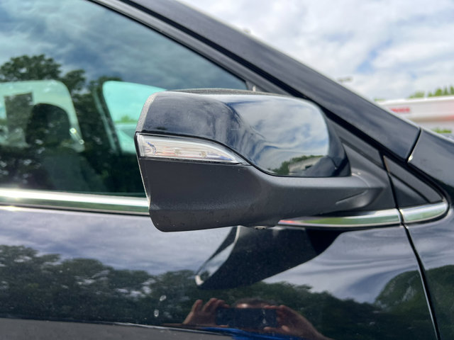 Vehicle image 12 of 36