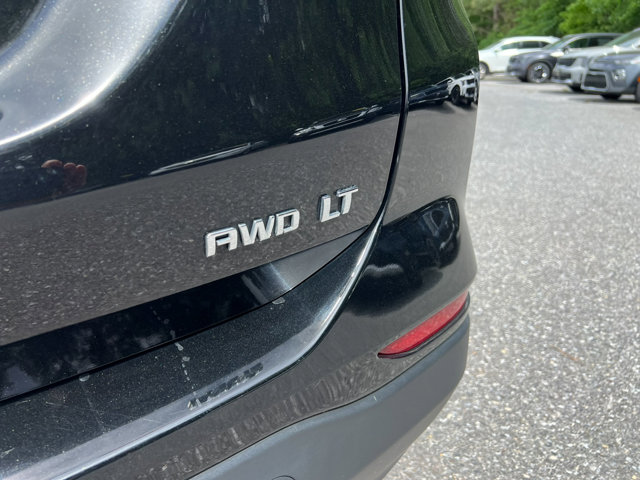 Vehicle image 8 of 36
