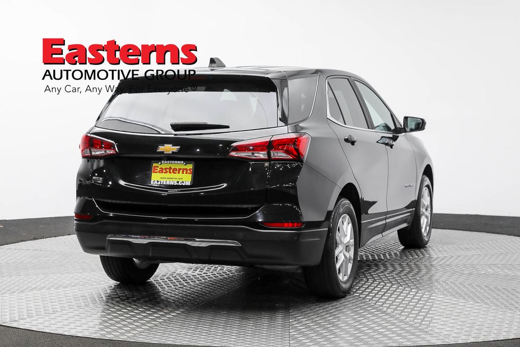 Vehicle image 25 of 96