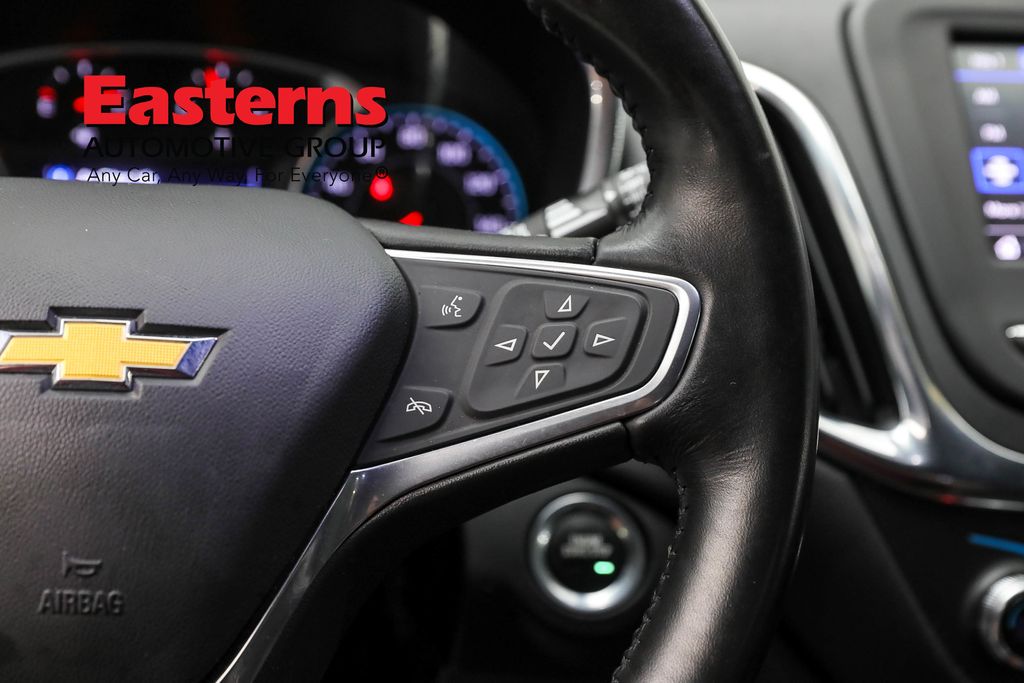 Vehicle image 46 of 96