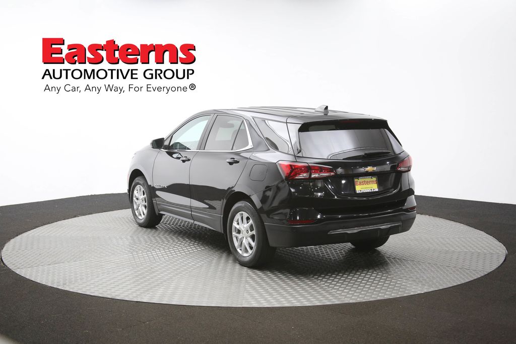 Vehicle image 33 of 96