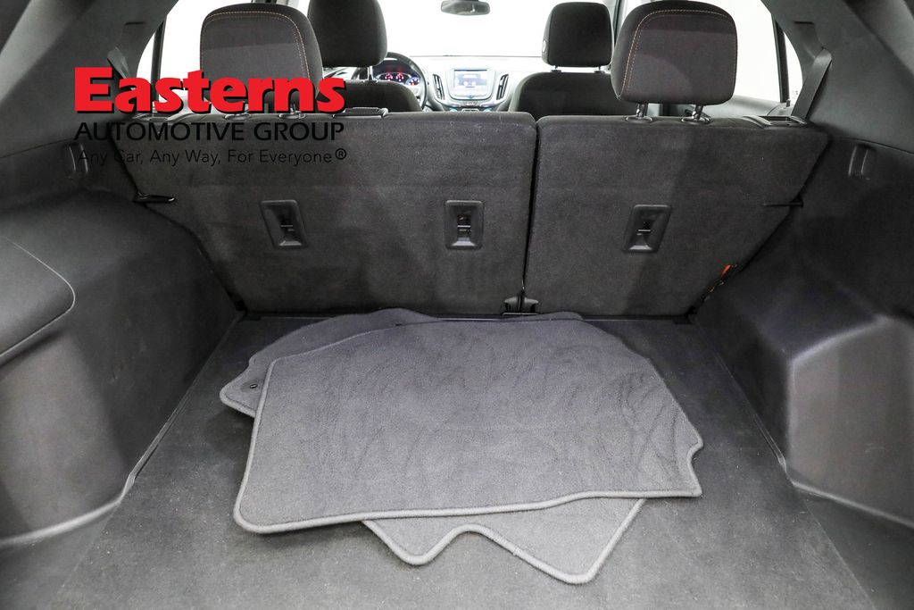 Vehicle image 39 of 96