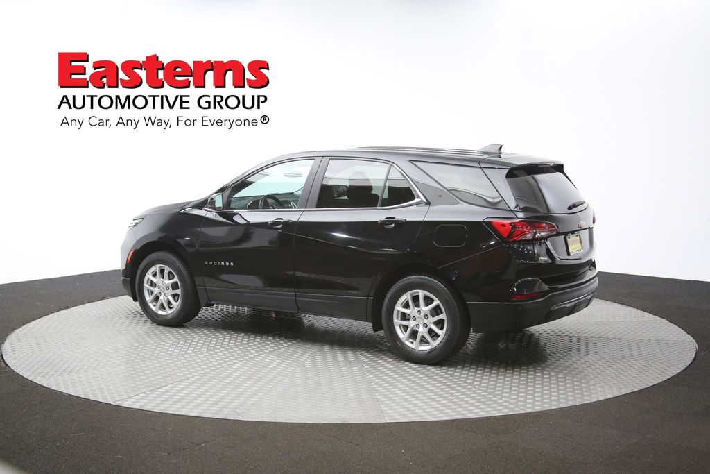 Vehicle image 32 of 96
