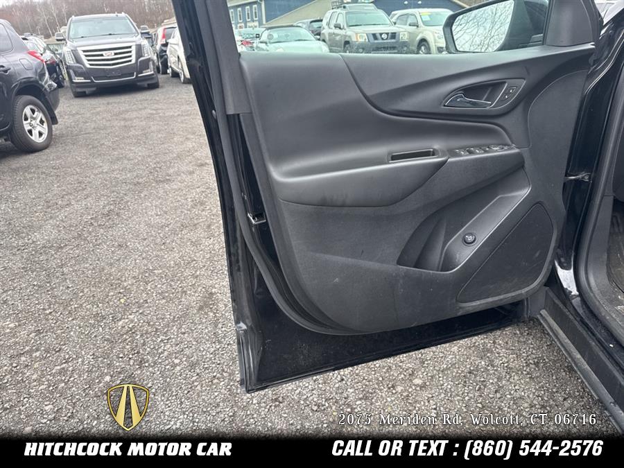 Vehicle image 23 of 29