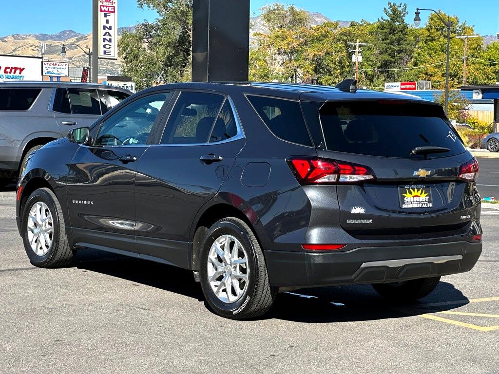 Vehicle image 7 of 33