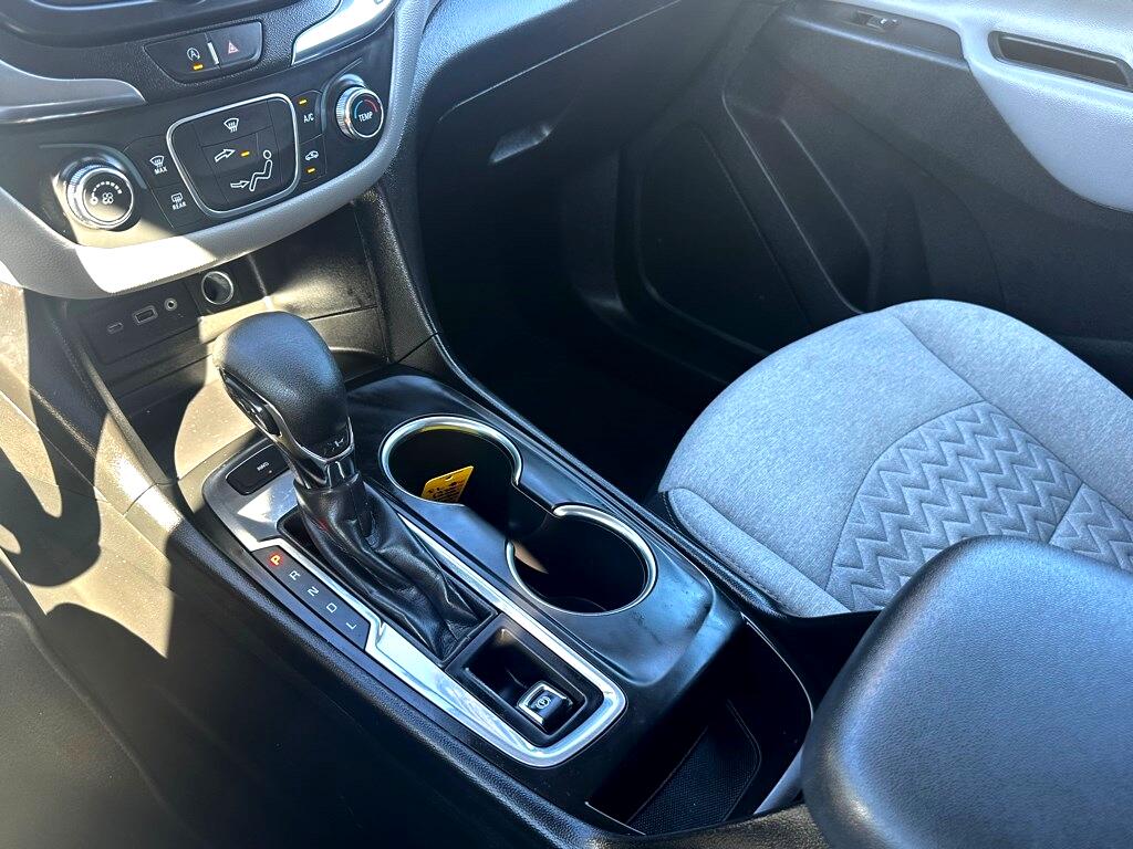 Vehicle image 25 of 33