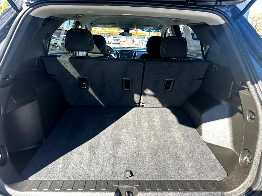 Vehicle image 13 of 33