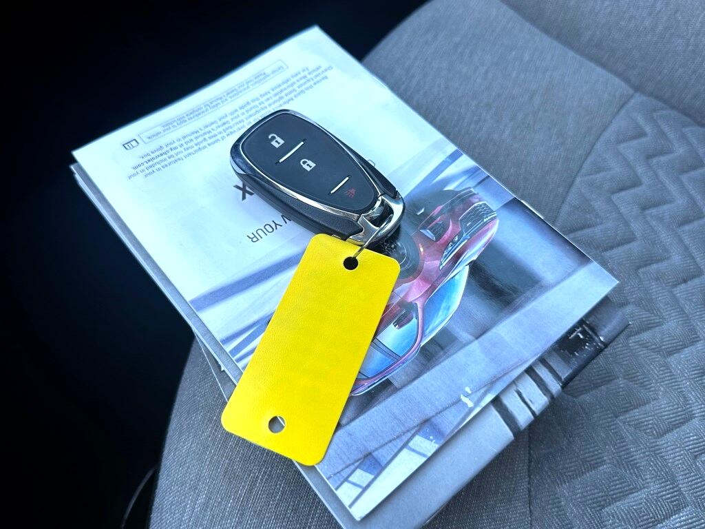 Vehicle image 26 of 33