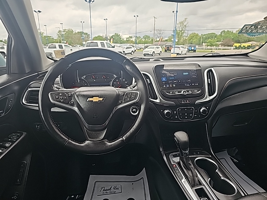 Vehicle image 15 of 28