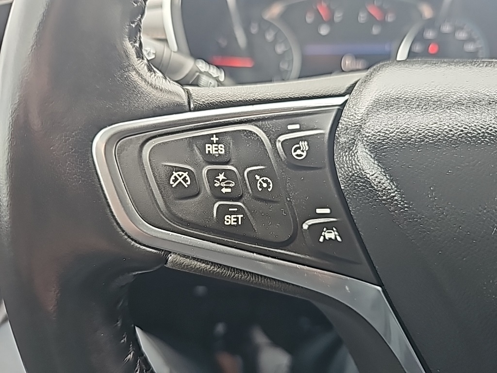 Vehicle image 22 of 28