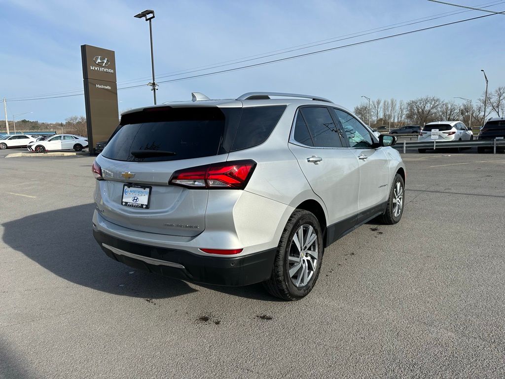 Vehicle image 5 of 27