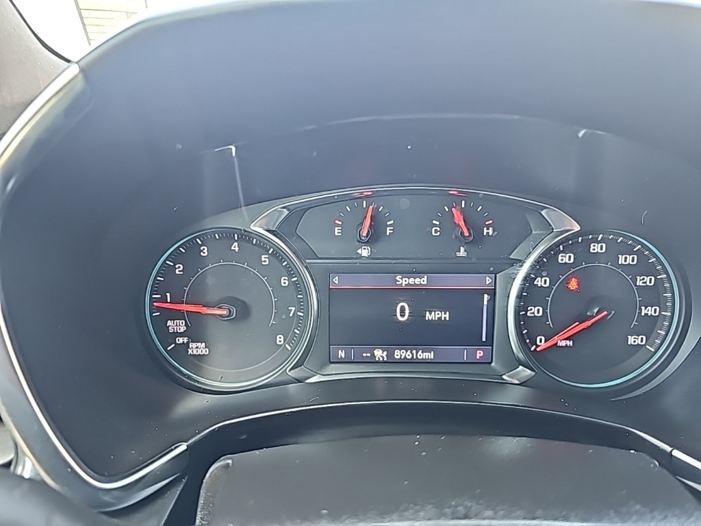 Vehicle image 22 of 26
