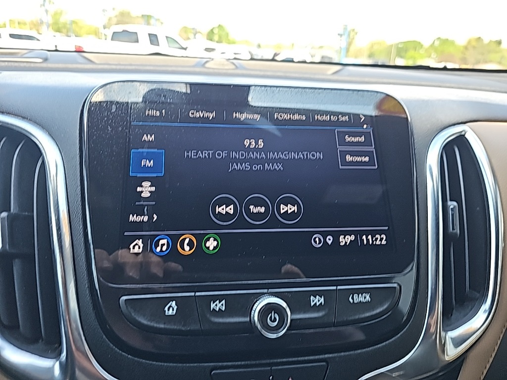 Vehicle image 23 of 26