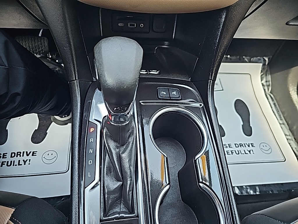Vehicle image 25 of 26