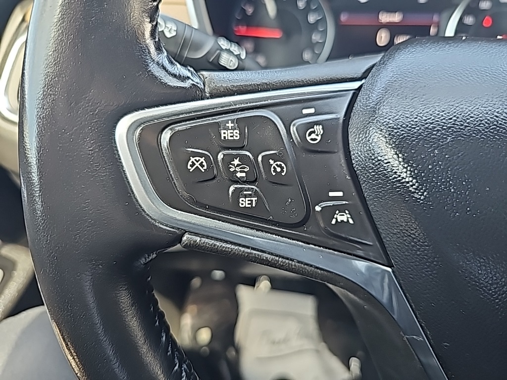Vehicle image 20 of 26