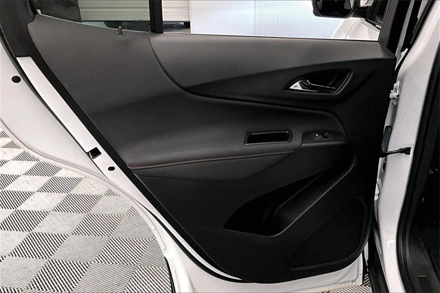 2022 Chevrolet Equinox RS Image 26 of 38
