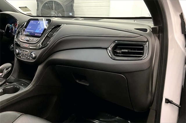 2022 Chevrolet Equinox RS Image 16 of 38