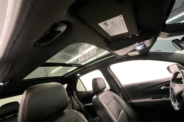 2022 Chevrolet Equinox RS Image 12 of 38