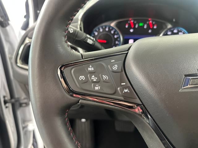 Vehicle image 15 of 28