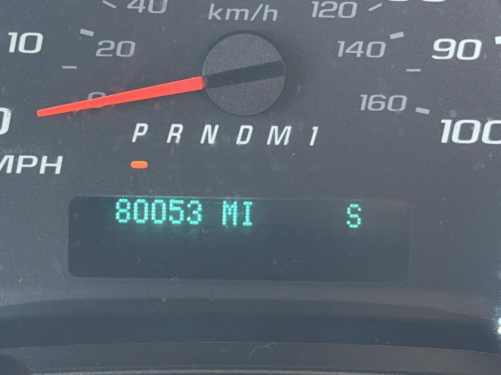 2022 Chevrolet Express LS Image 18 of 23