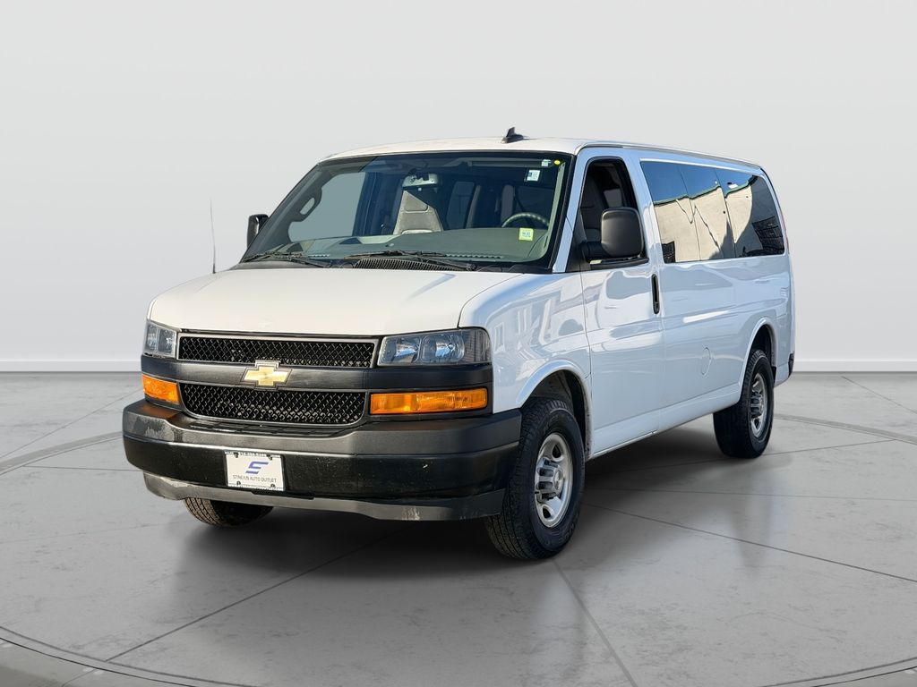 2022 Chevrolet Express LS Image 1 of 23
