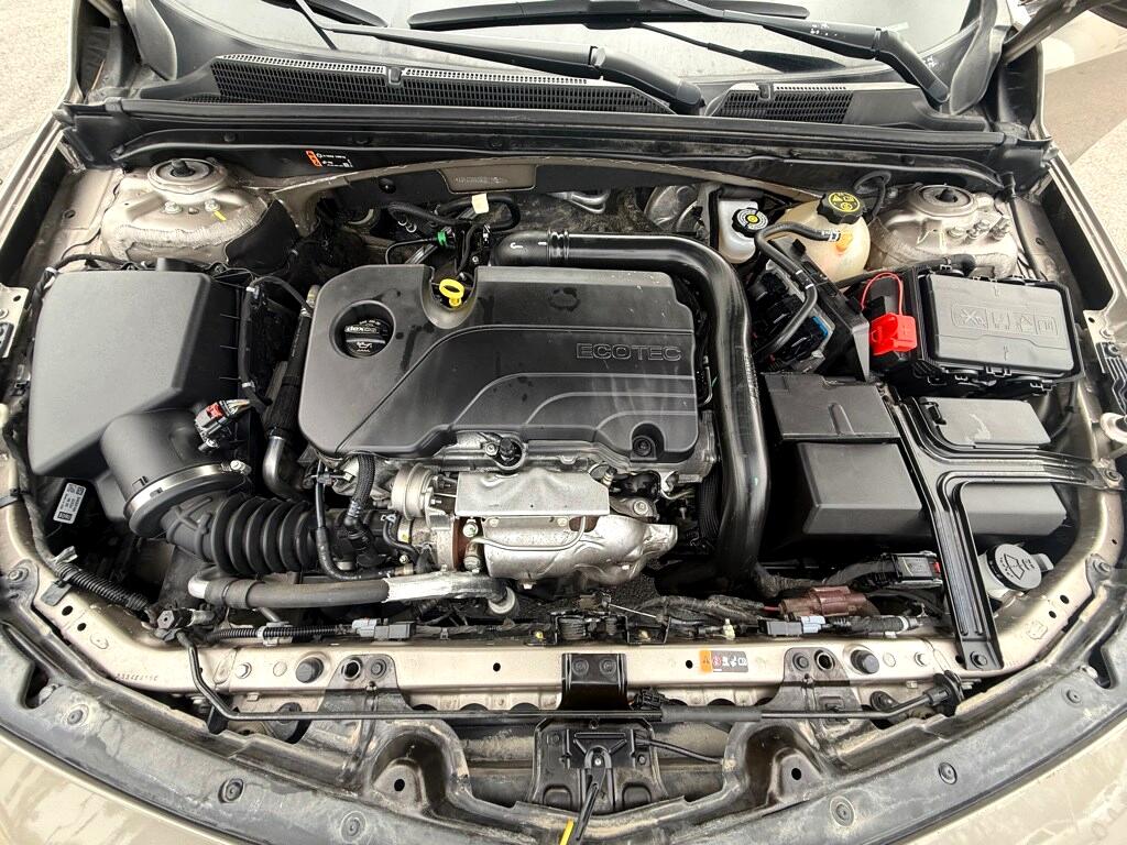 Vehicle image 26 of 35