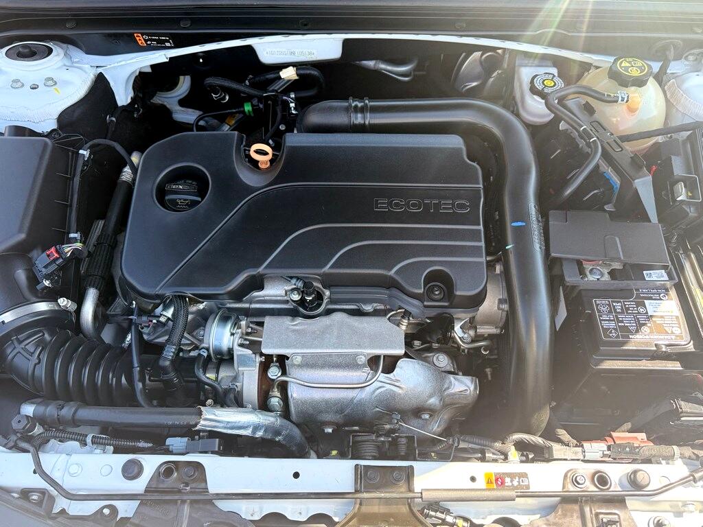 Vehicle image 14 of 22