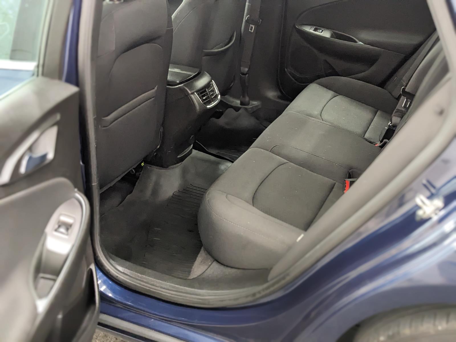Vehicle image 12 of 26