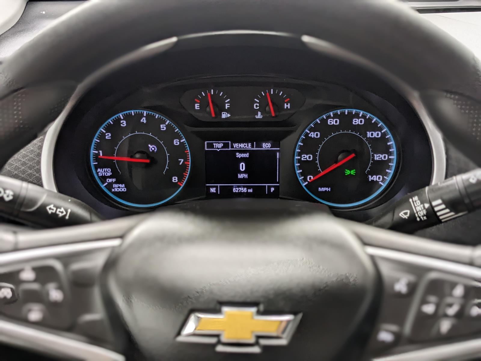 Vehicle image 17 of 26