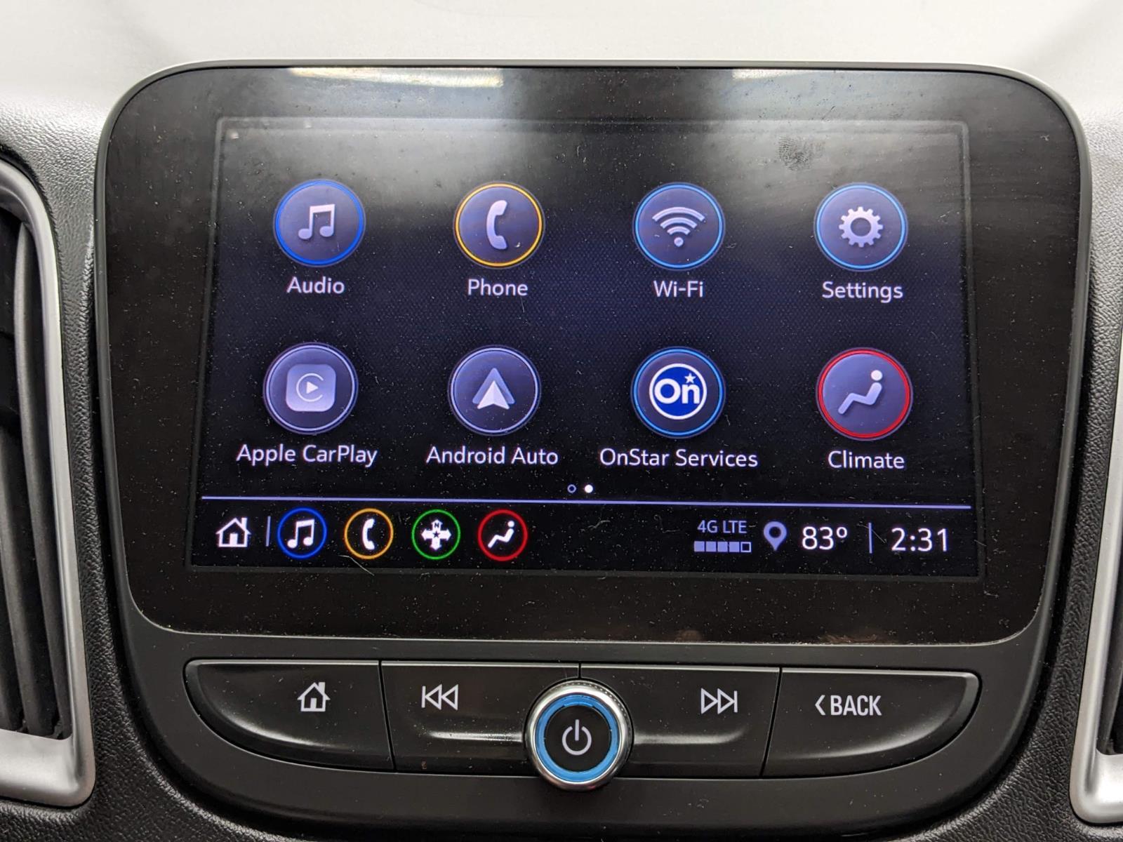 Vehicle image 21 of 26