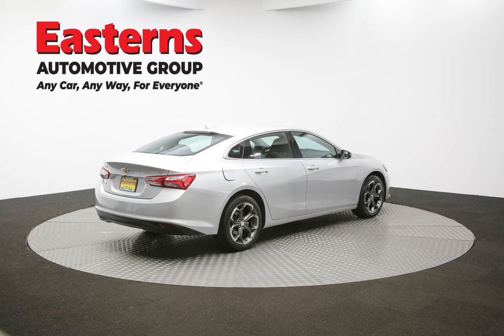 Vehicle image 21 of 62