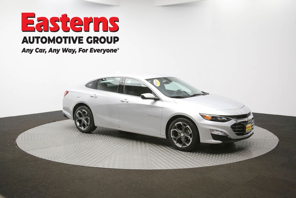 Vehicle image 15 of 62