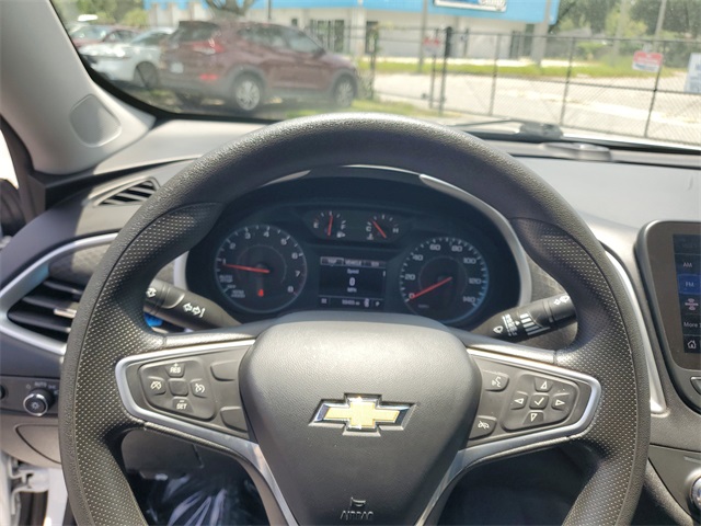 Vehicle image 31 of 34
