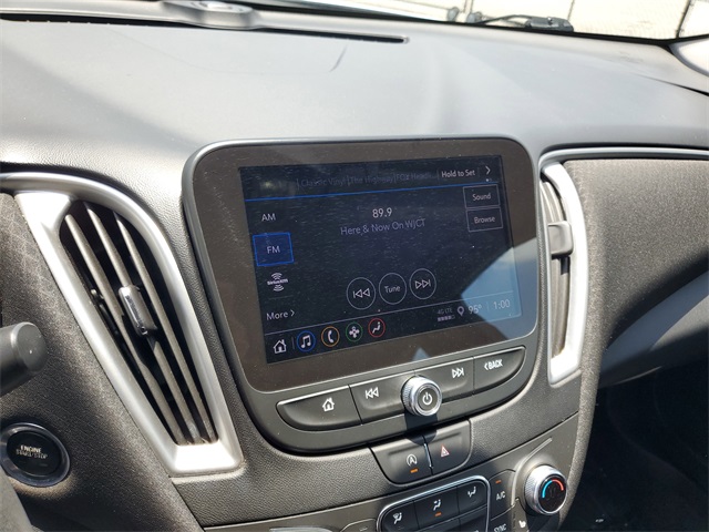 Vehicle image 18 of 34