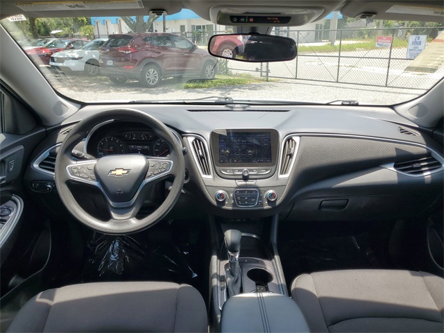 Vehicle image 13 of 34