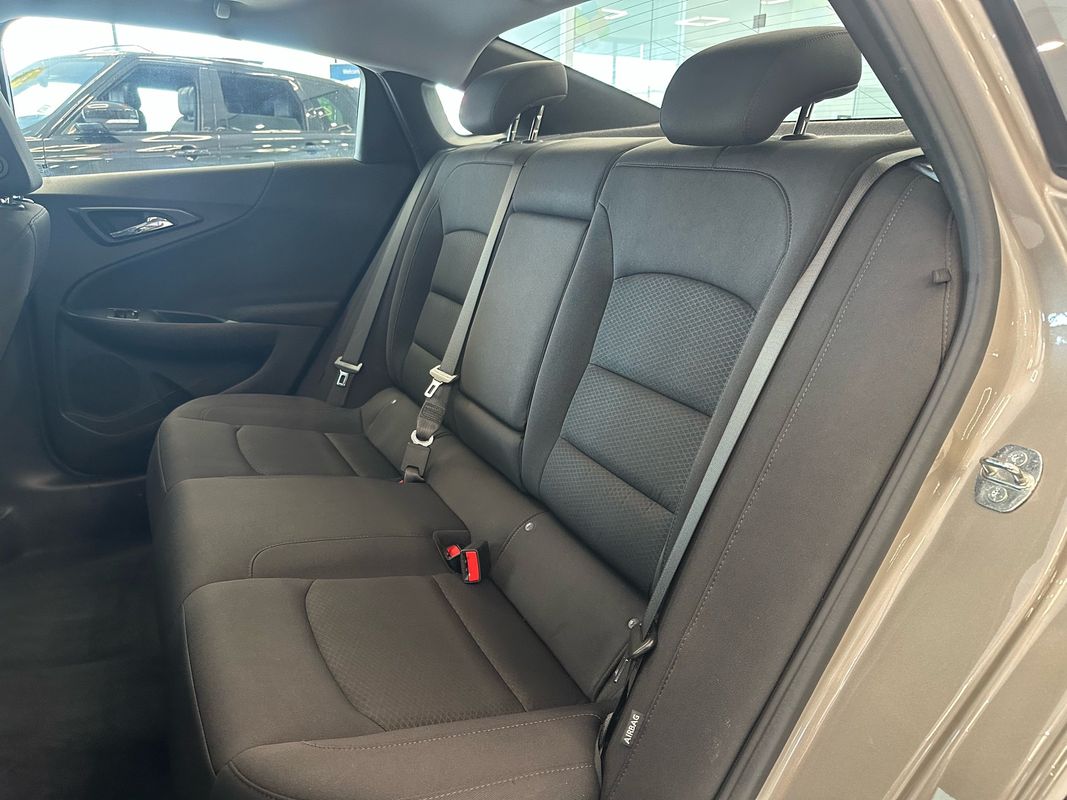 2022 Chevrolet Malibu LT Image 18 of 41